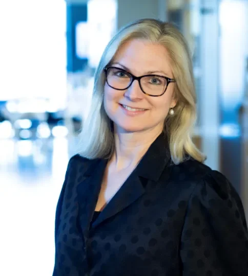 Åsa Petersén_2021_484x540.jpg.webp