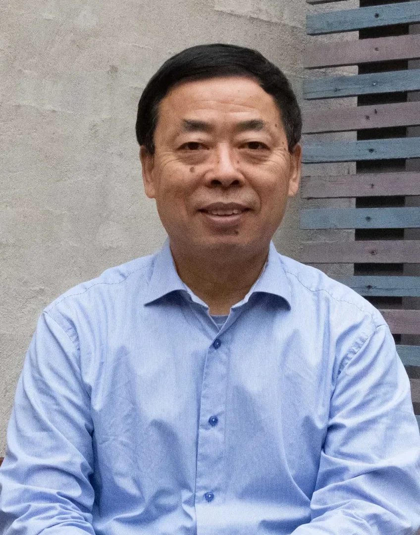 Jia-Yi Li_profile_nov21_crop1.jpg.webp