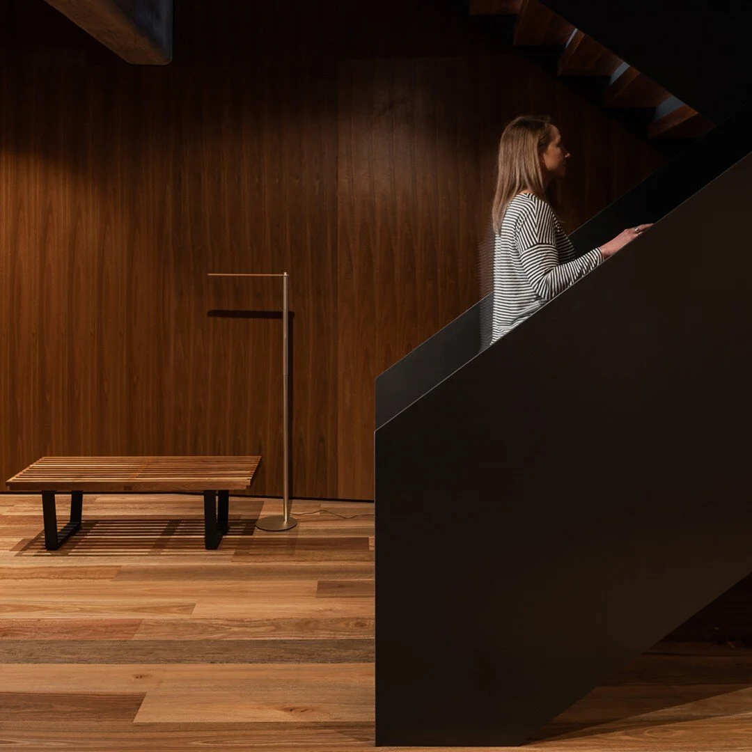 A sculptural and tactile stairway, funnelling light from above. King Street, Perth. ⠀⠀⠀⠀⠀⠀⠀⠀⠀
⠀⠀⠀⠀⠀⠀⠀⠀⠀
Photography: @dionrobeson⠀⠀⠀⠀⠀⠀⠀⠀⠀
Styling: @jocarmichaelstylist⠀⠀⠀⠀⠀⠀⠀⠀⠀
Nelson bench: @livingedge⠀⠀⠀⠀⠀⠀⠀⠀⠀
Lighting: @altilighting⠀⠀⠀⠀⠀⠀⠀⠀⠀
.⠀⠀⠀⠀⠀⠀⠀⠀⠀
.⠀⠀⠀⠀⠀⠀⠀⠀⠀
.⠀⠀⠀⠀⠀⠀⠀⠀⠀
. ⠀⠀⠀⠀⠀⠀⠀⠀⠀
#pertharchitecture #davidbarrarchitects #contemporaryhomes #architecture #fremantlearchitecture #residentialarchitecture #craftarchitecture #useanarchitect #innercity #kingstreet #apartment