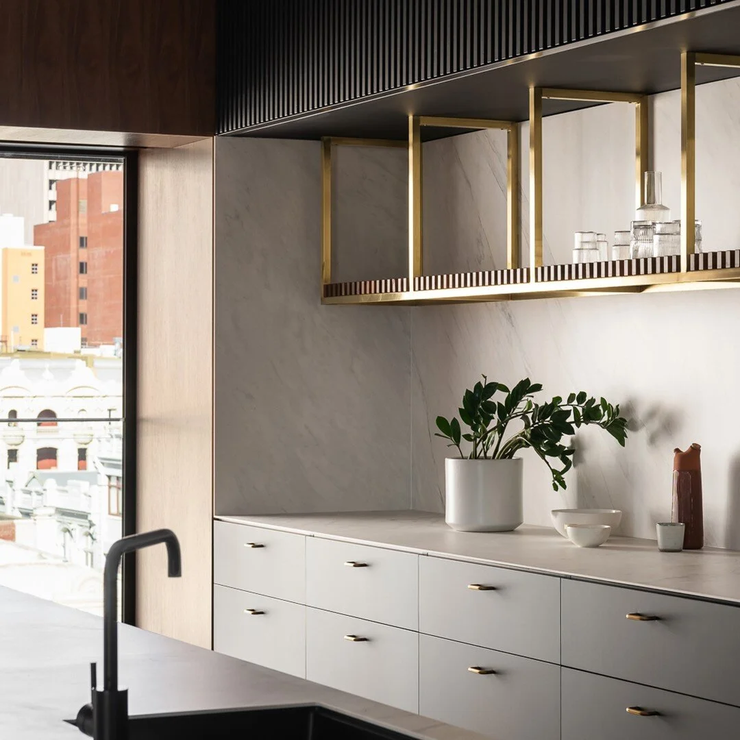 A penthouse kitchen with city views.⠀⠀⠀⠀⠀⠀⠀⠀⠀
⠀⠀⠀⠀⠀⠀⠀⠀⠀
Photo: @dionrobeson ⠀⠀⠀⠀⠀⠀⠀⠀⠀
Styling: @jocarmichealstylist⠀⠀⠀⠀⠀⠀⠀⠀⠀
⠀⠀⠀⠀⠀⠀⠀⠀⠀
Kitchen pieces by @arrival_hall⠀⠀⠀⠀⠀⠀⠀⠀⠀
.⠀⠀⠀⠀⠀⠀⠀⠀⠀
.⠀⠀⠀⠀⠀⠀⠀⠀⠀
.⠀⠀⠀⠀⠀⠀⠀⠀⠀
. ⠀⠀⠀⠀⠀⠀⠀⠀⠀
#pertharchitecture #davidbarrarchitects #contemporaryhomes #architecture #fremantlearchitecture #residentialarchitecture #craftarchitecture #useanarchitect #bespokedesign