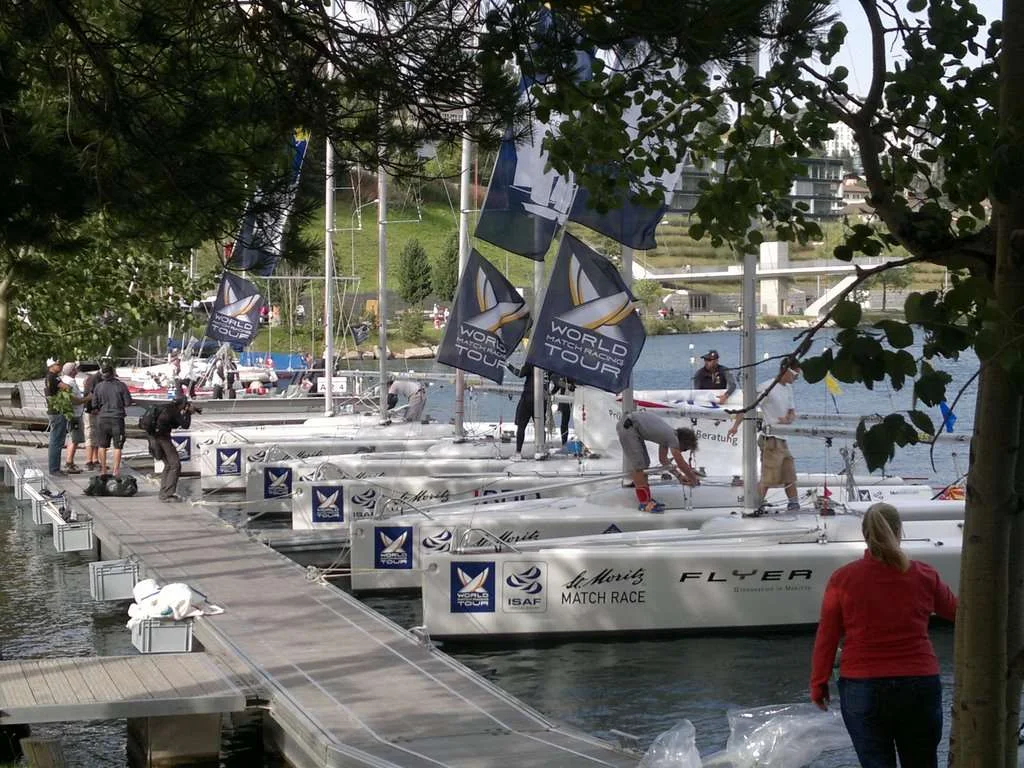703667_030920111930.jpg