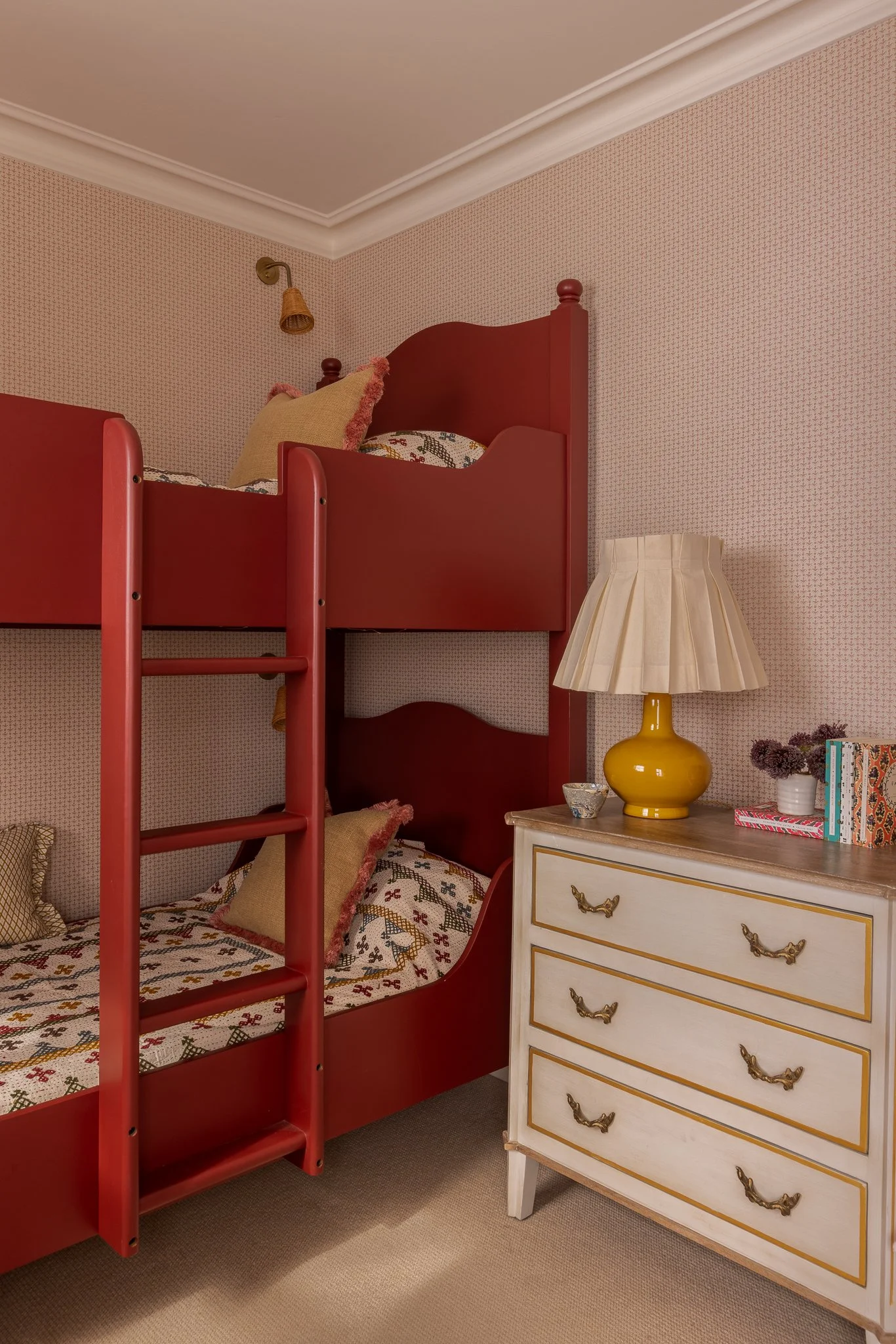 Emilias bed.jpg