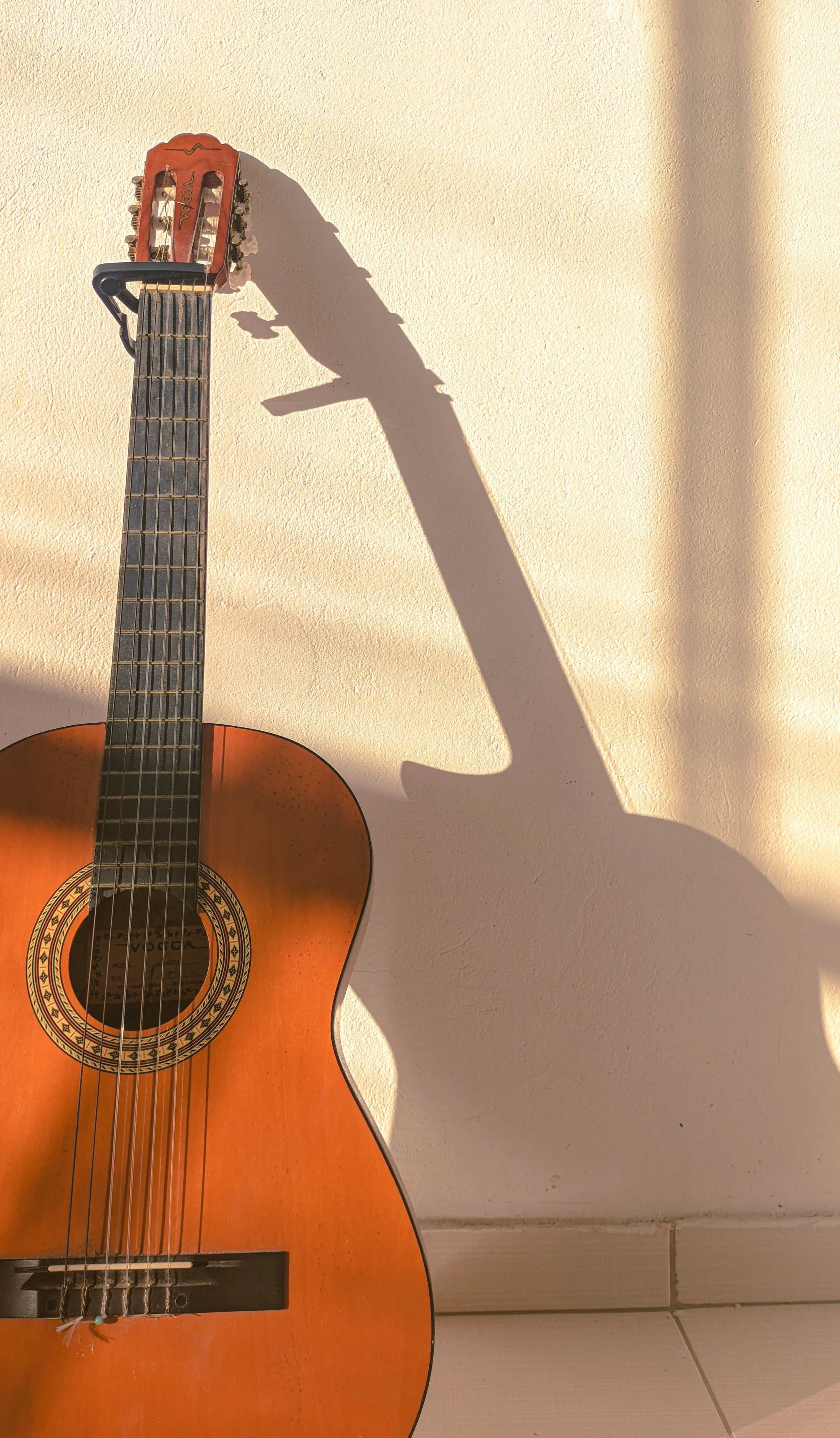 pexels-felipe-rodrigues guitar-435430105-15307488.jpg