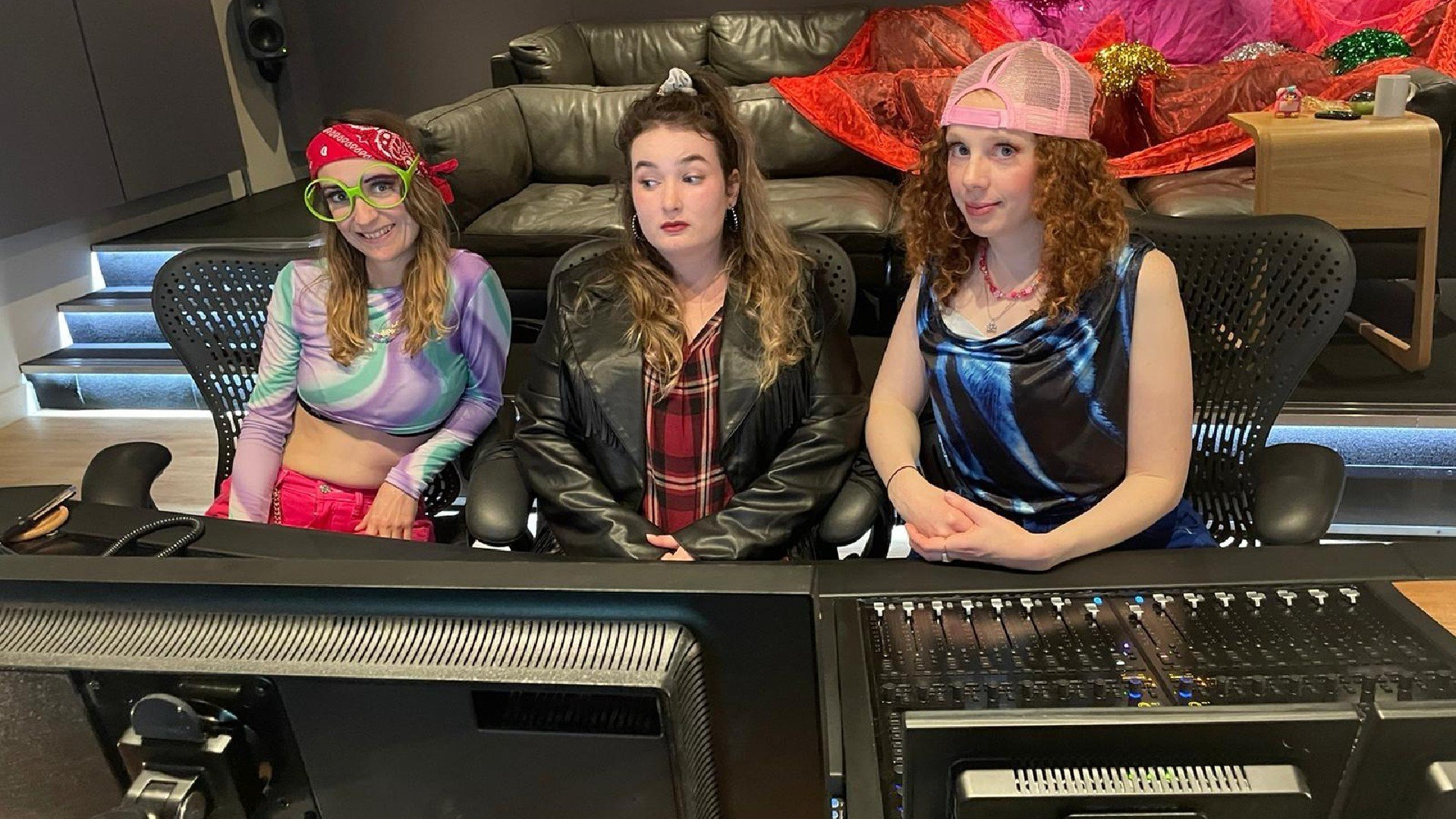 2 CURLY GIRLS WRITE A SONG PART 2 - PRODUCER/EDITOR