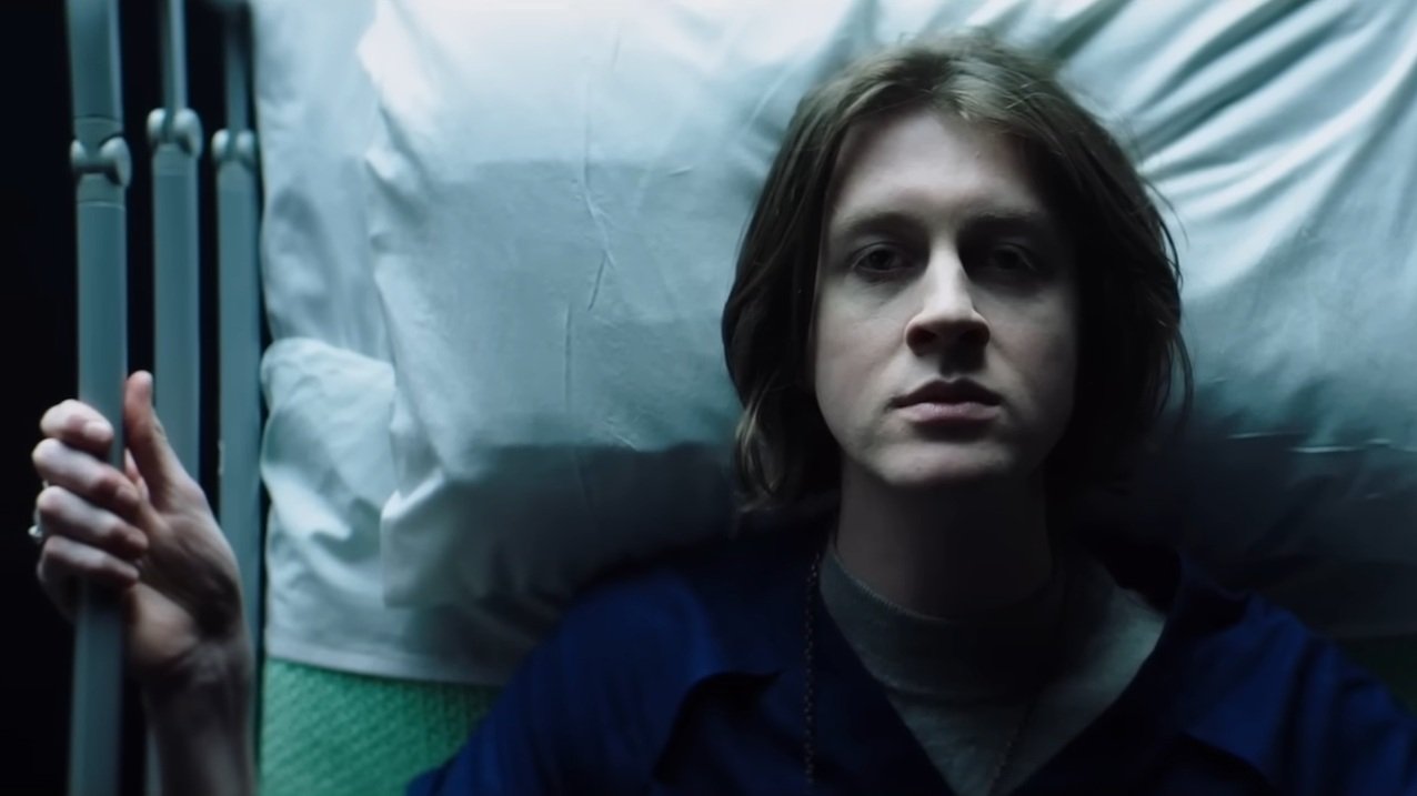Blossoms | I Can't Stand It (Music Video) - Editor