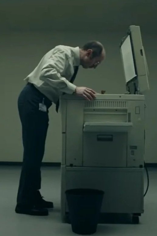 The Third Hand - Short