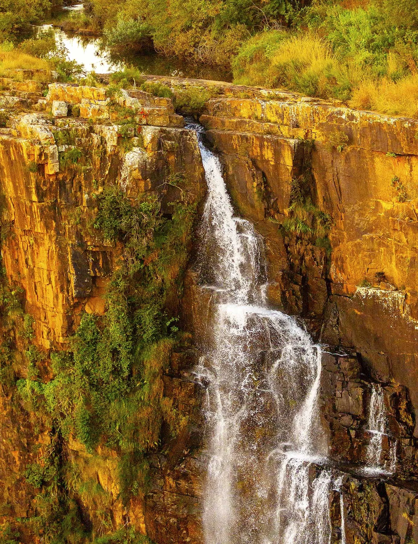 Berlin_Waterfall_3