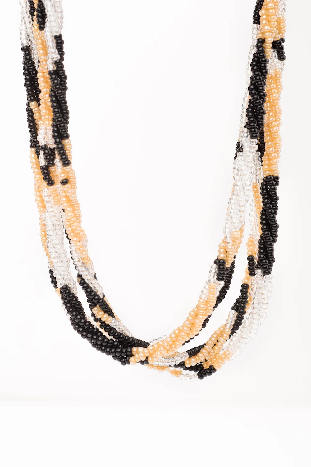 Twisted Necklace Oryx (Cont)-BW2004.jpg