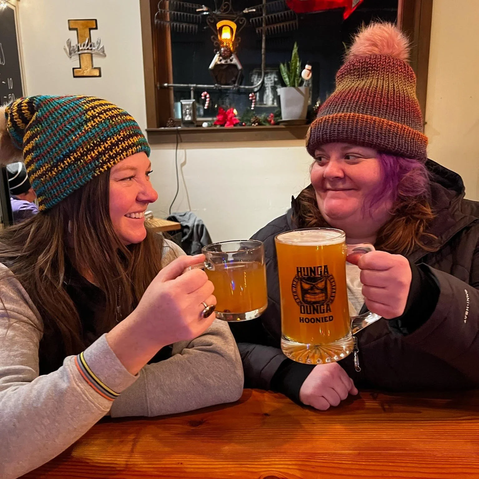 Tis the season for warm drinks and big mugs! ❄
The Hot Spring is back on the menu during weekends in December, the week of Christmas and the week of New Years! This is a limited time drink with limited stock so be sure to run in and grab a cup while 