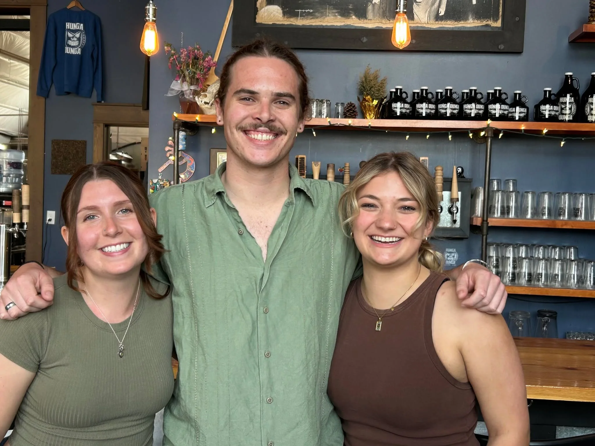 It's Graduation day, so raise a glass to some of your favorite bartenders here at Hunga and celebrate as they walk towards new chapters in life today!! Congratulations to Elle, Christa and Patrick! 👩&zwj;🎓👨&zwj;🎓👩&zwj;🎓Hunga has been a brighter