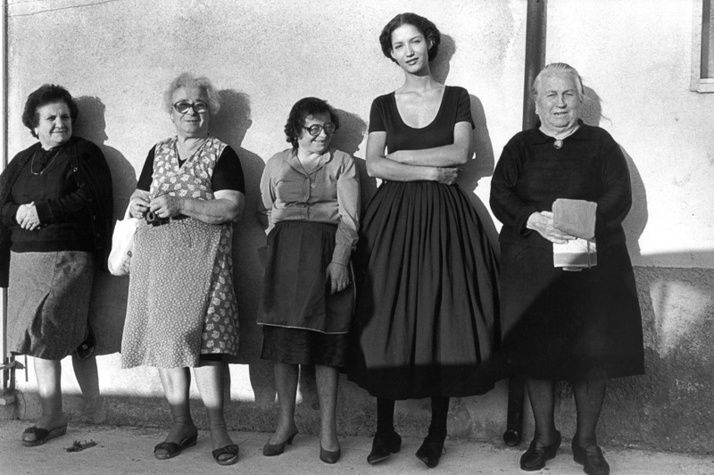 Ferdinando Scianna, Marpessa and Women , Modica, Sicily, 1987 via The Red List