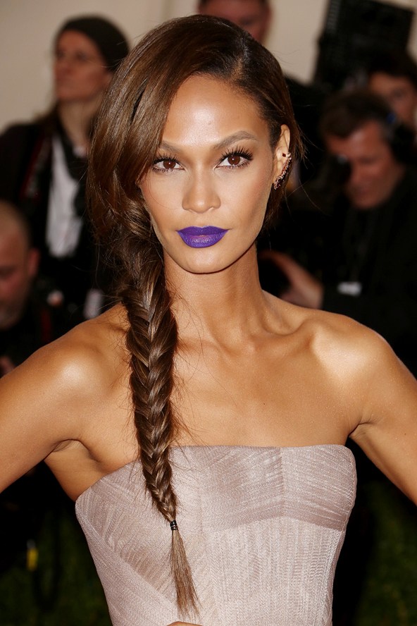Joan Smalls wore purple lipstick to the Met Gala. Image credit Rex/Features via Vogue UK. 