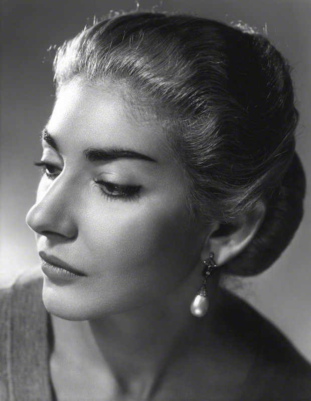 When a blonde, slim Maria walked into La Scala after her dramatic weight loss, the legendary conductor Arturo Toscanini remarked, "What have you done with all that weight? How did you make yourself so beautiful?"(6) | Photographed in 1955 by Angus McBean
