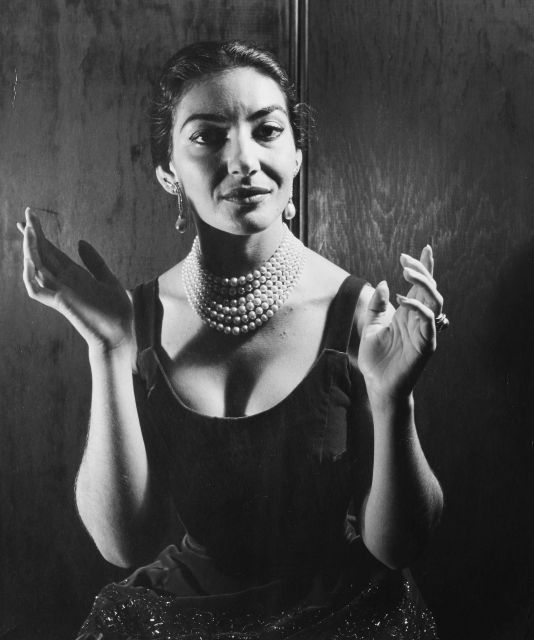 Photographed by Cecil Beaton, 1957. 
