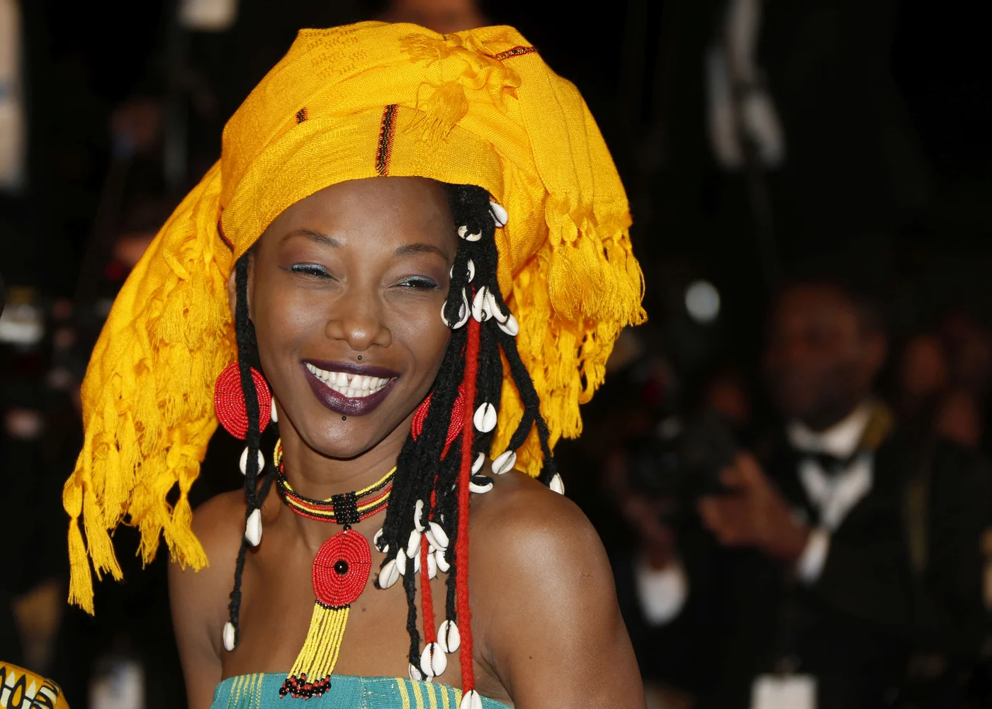 Meet this lady with style . Photographed by Guillaume Horcajuelo/EPA via eNews Channel Africa