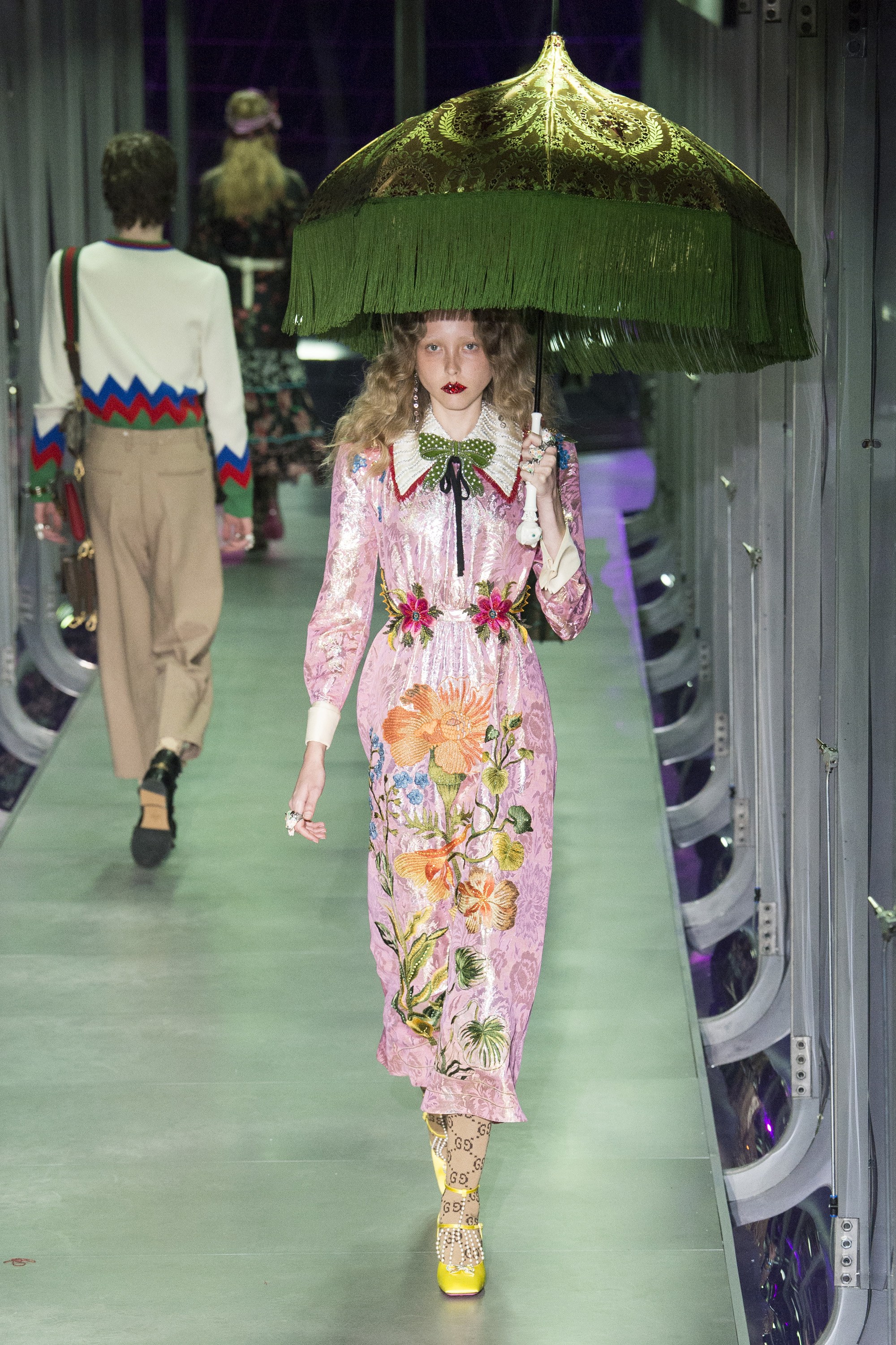 Best Of Milan Fashion Week Fall 17 One Who Dresses Best Of Milan Fashion Week Fall 17 One Who Dresses