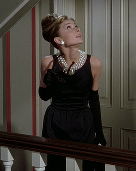 hubert-de-givenchy-audrey-hepburn-breakfast-at-tiffanys---.png