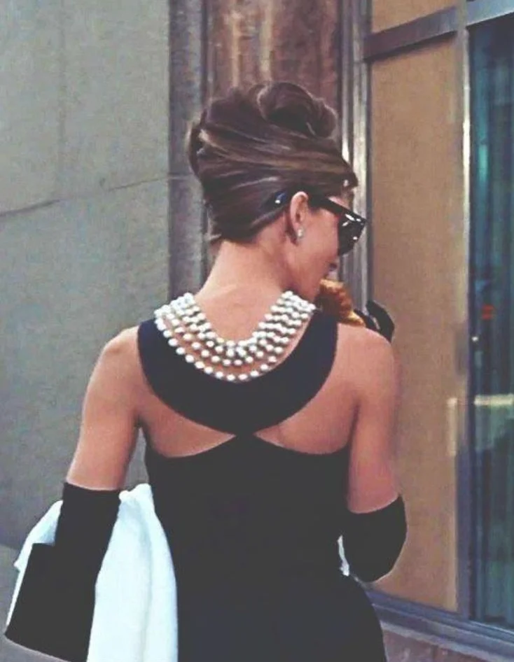 hubert-de-givenchy-audrey-hepburn-breakfast-at-tiffanys-.jpg