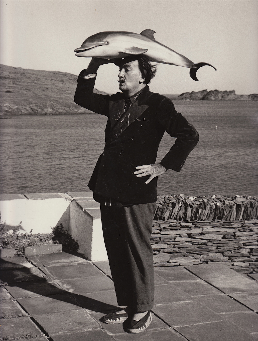 Memo from Salvador Dalí Re: Espadrilles 