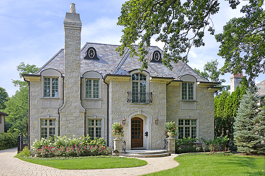 207 Beach, Winnetka, IL