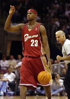 LeBron 2.jpg
