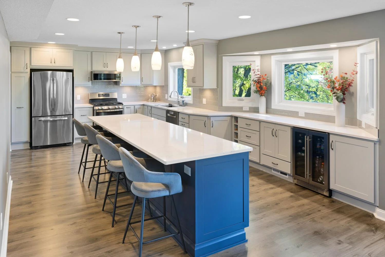 Eagan Kitchen and Main Floor Renovation