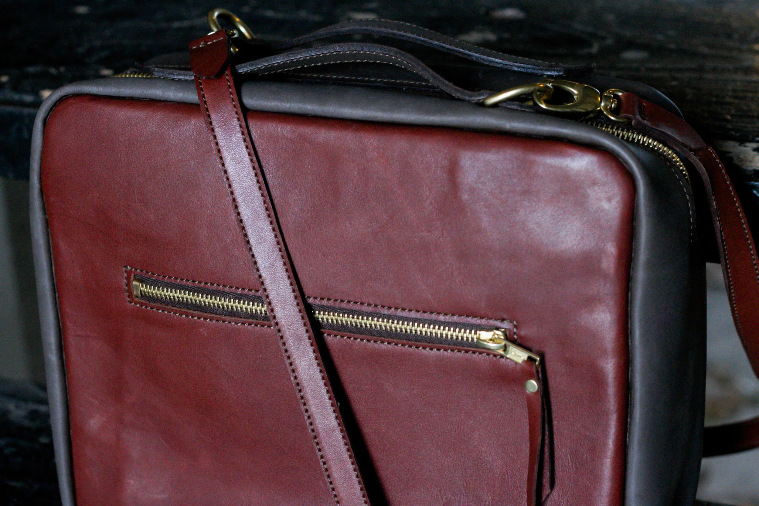 Messenger Style Leather Purse