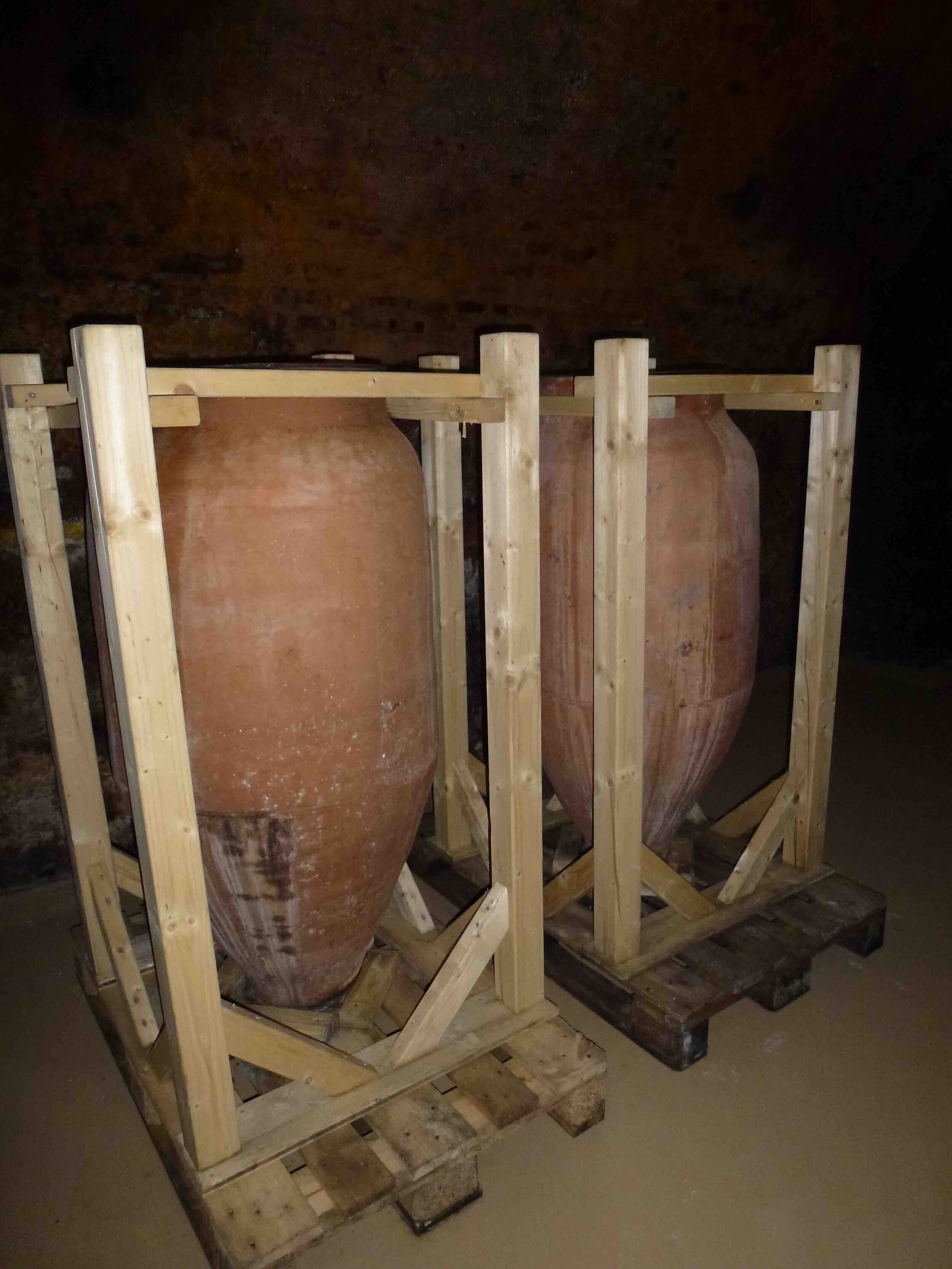 Amphorae (C) Domäne Wachau.jpg