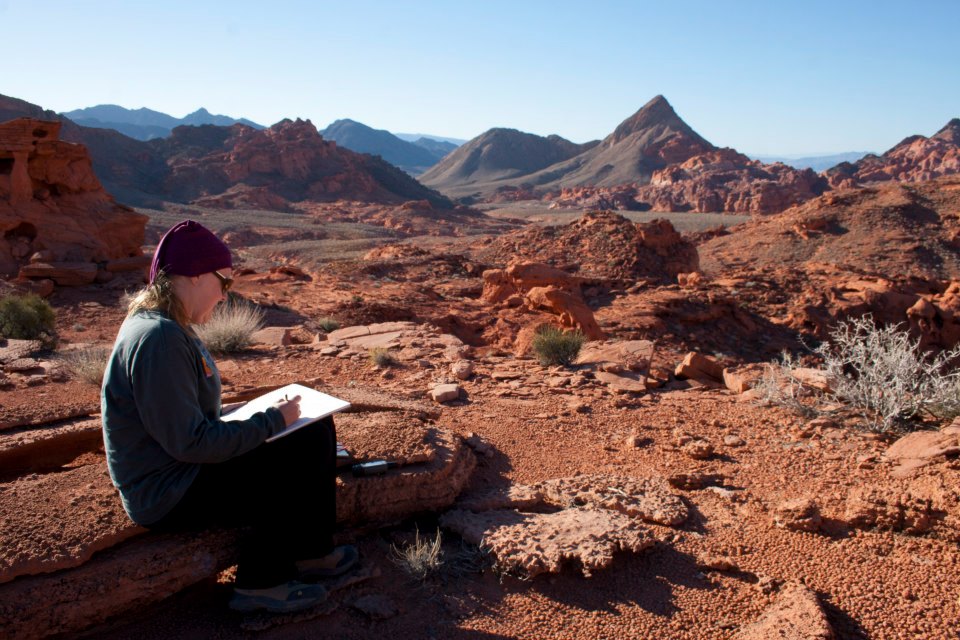 Crystal DiPietro painting en plein air.