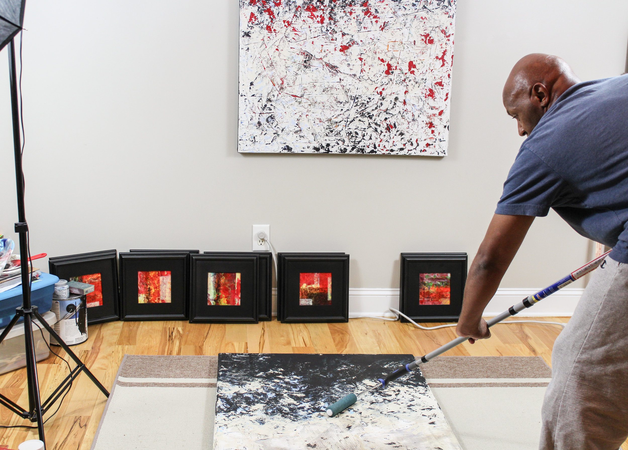 Gary Noland working in his studio