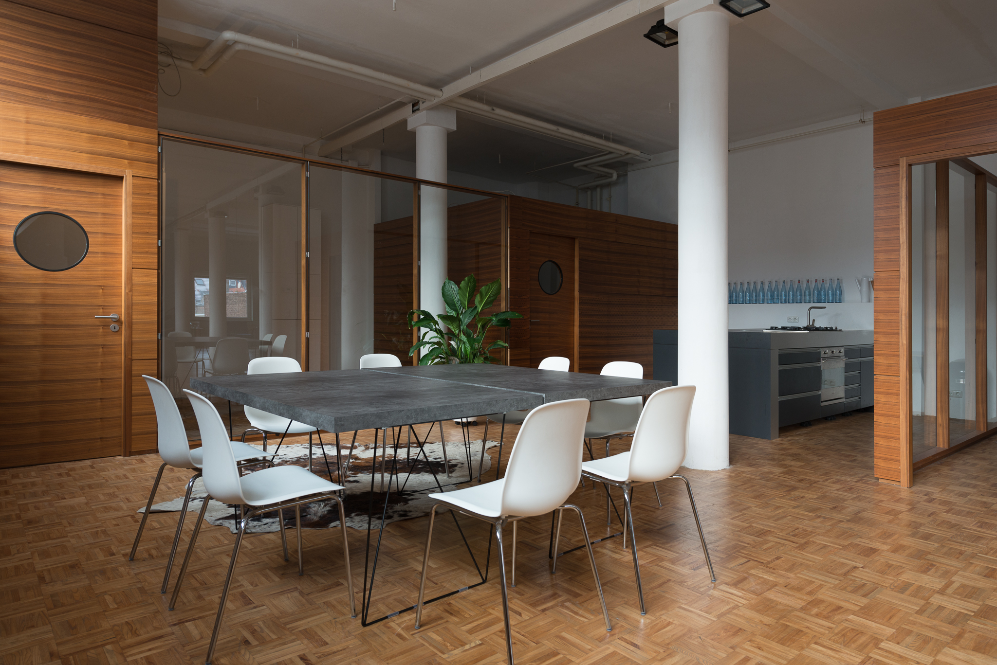 loftstudiocologne-penthouse-loft-14.jpg