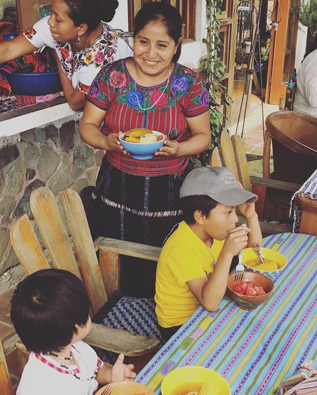 More stories ... “All ages in our circle and different colors of the 🌽 Corn... Tejedoras Tejiendo Tejidos, medicina pera el corazón ❣ ”.