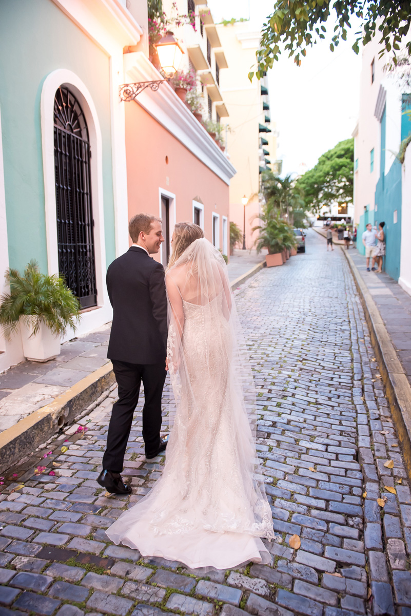 Wedding-in-Hotel-El-Convento--Megan-&-Russell00087.jpg