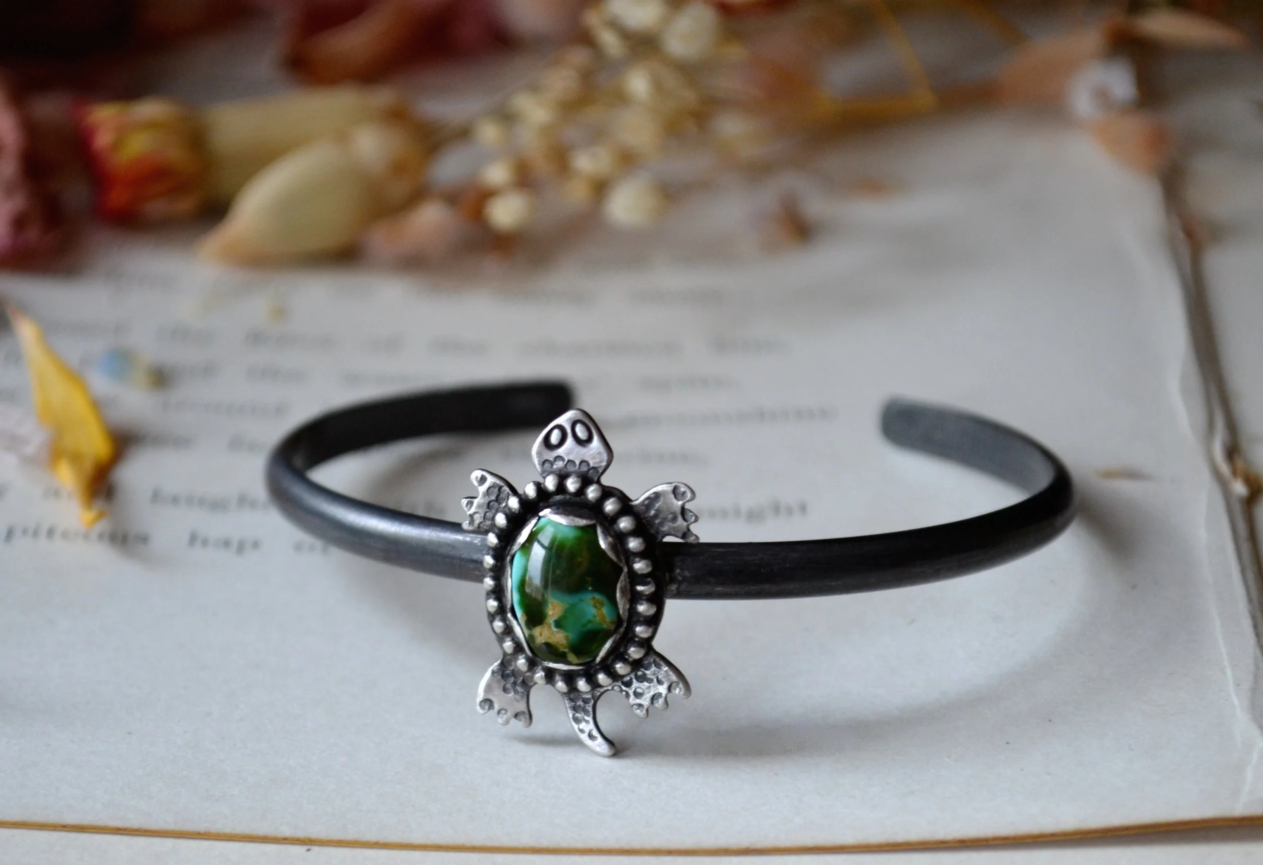 turquoise turtle cuff.JPG
