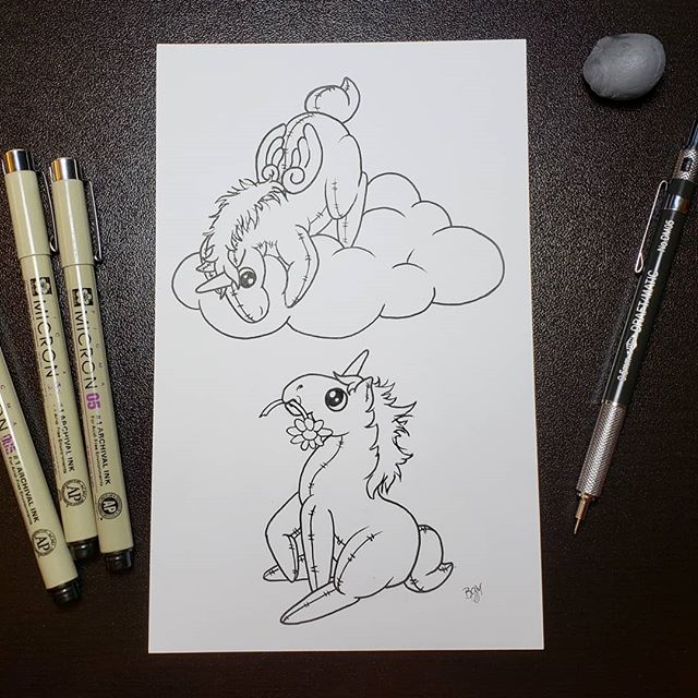 Just the line art for #junicorn tonight. I really enjoy drawing these little cuties. .
#junicorn2018 #drawing #illustration #workinprogress #unicorn #alicorn #artistsoninstagram