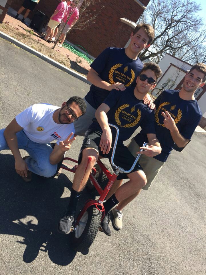13925351_10210230185810624_7196612110278598425_n.jpg