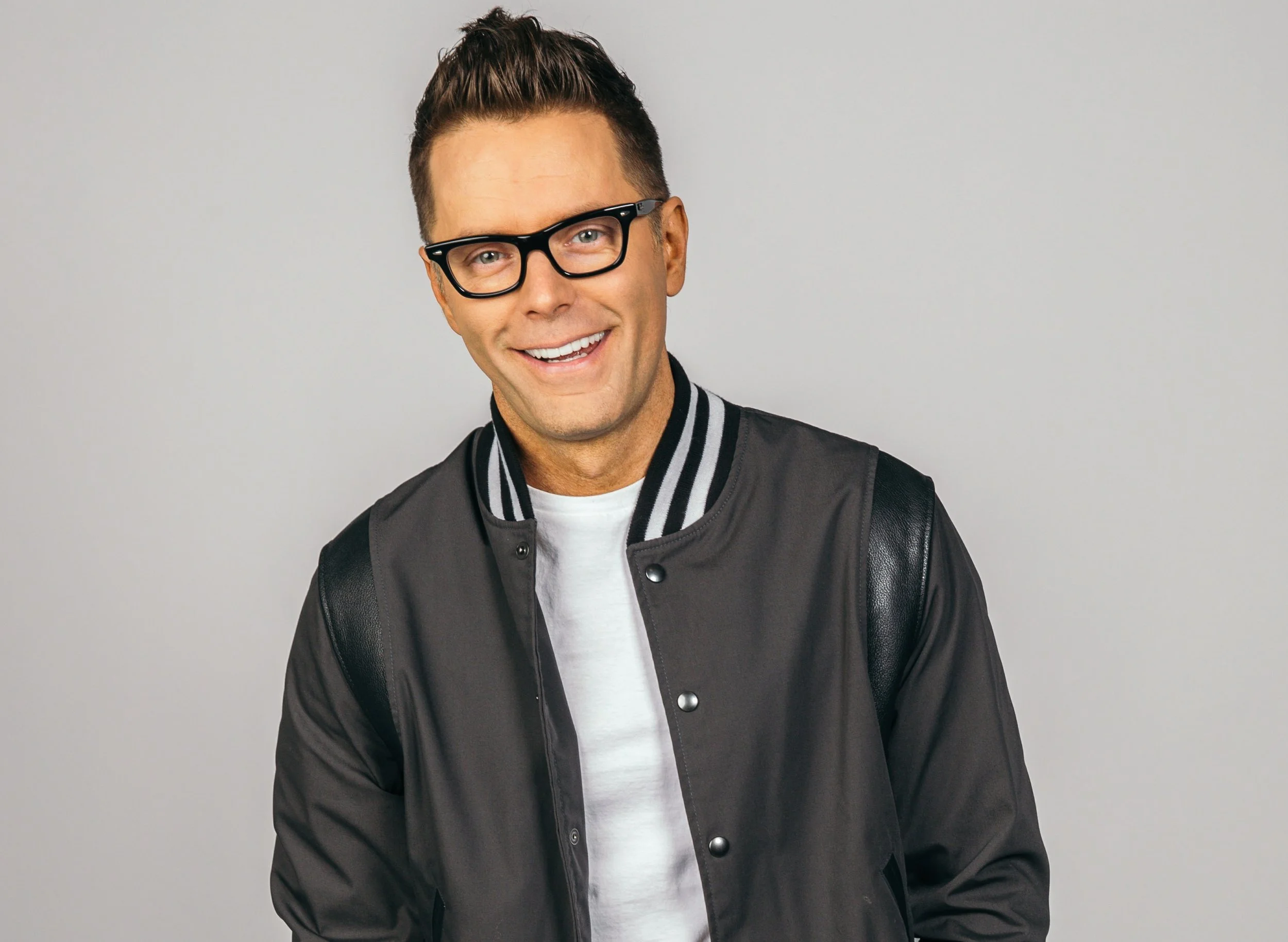 Bobby Bones Red Hoodie Comedy Tour