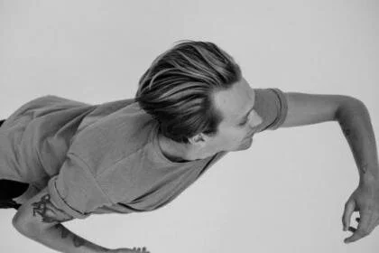 Veiled and I AM IN A BASEMENT