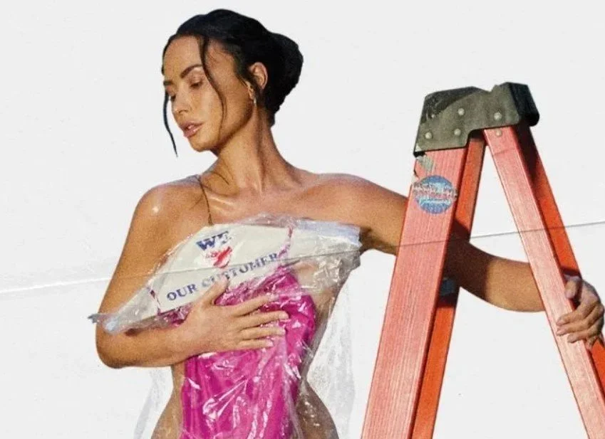 Demi Lovato - It's Not That Deep Tour