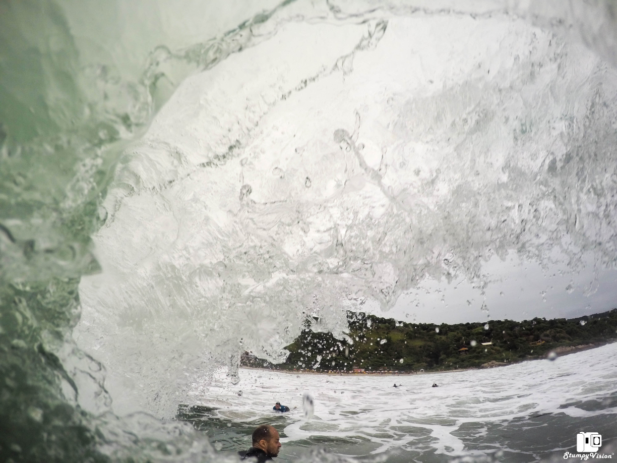 Gabriel pulling in on a slab.