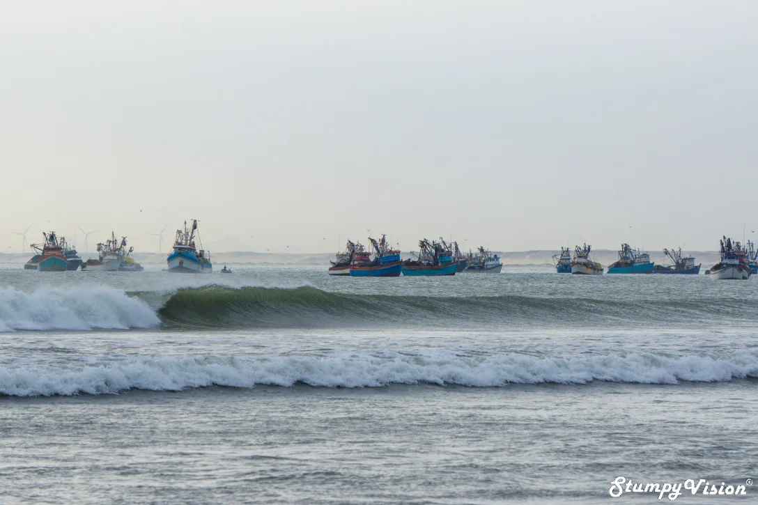 Did I mention the wave is located in the middle of a sleepy fishing village?
