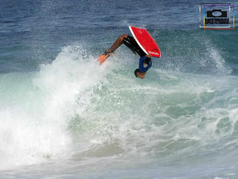 I doubt you will stumble across too many 15 year olds boosting like this kid. Photo by Dangue Fotografias.