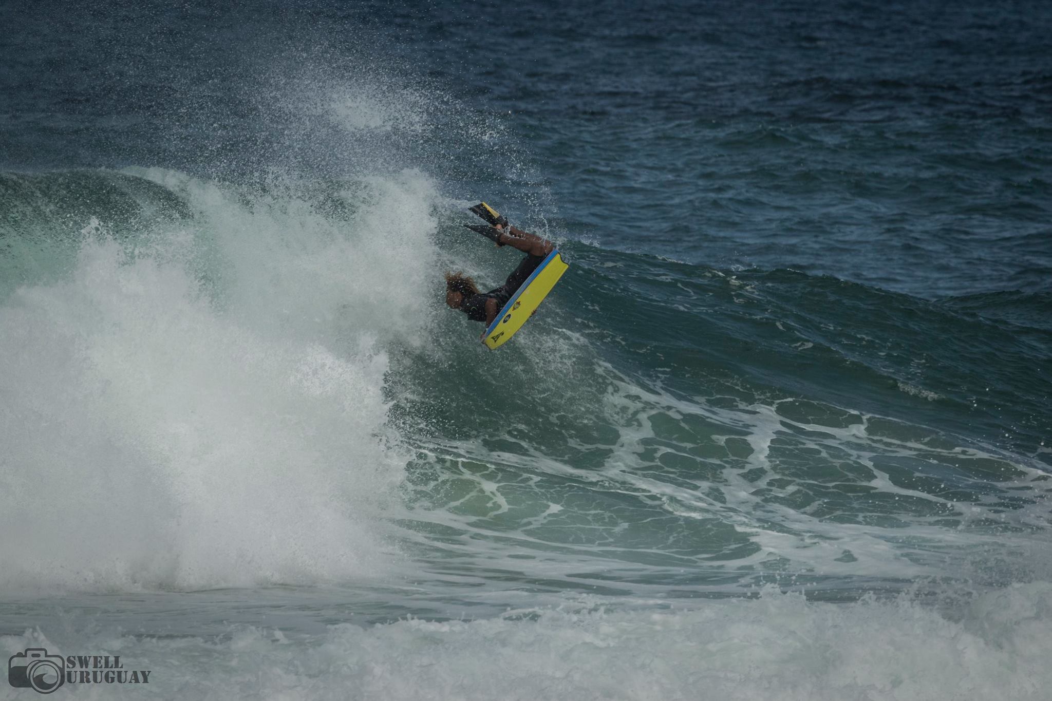 bodyboard, air 360˚  Surfing waves, Bodyboarding, Surfing