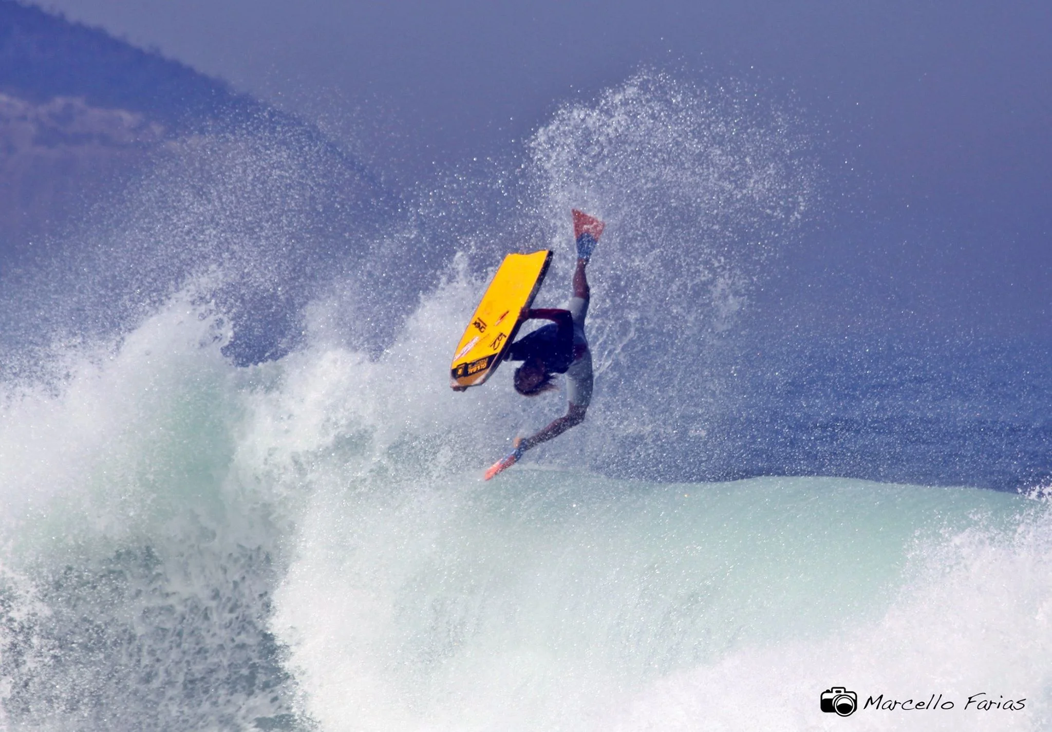 Gabriel boosting, photo by Marcello Farias.