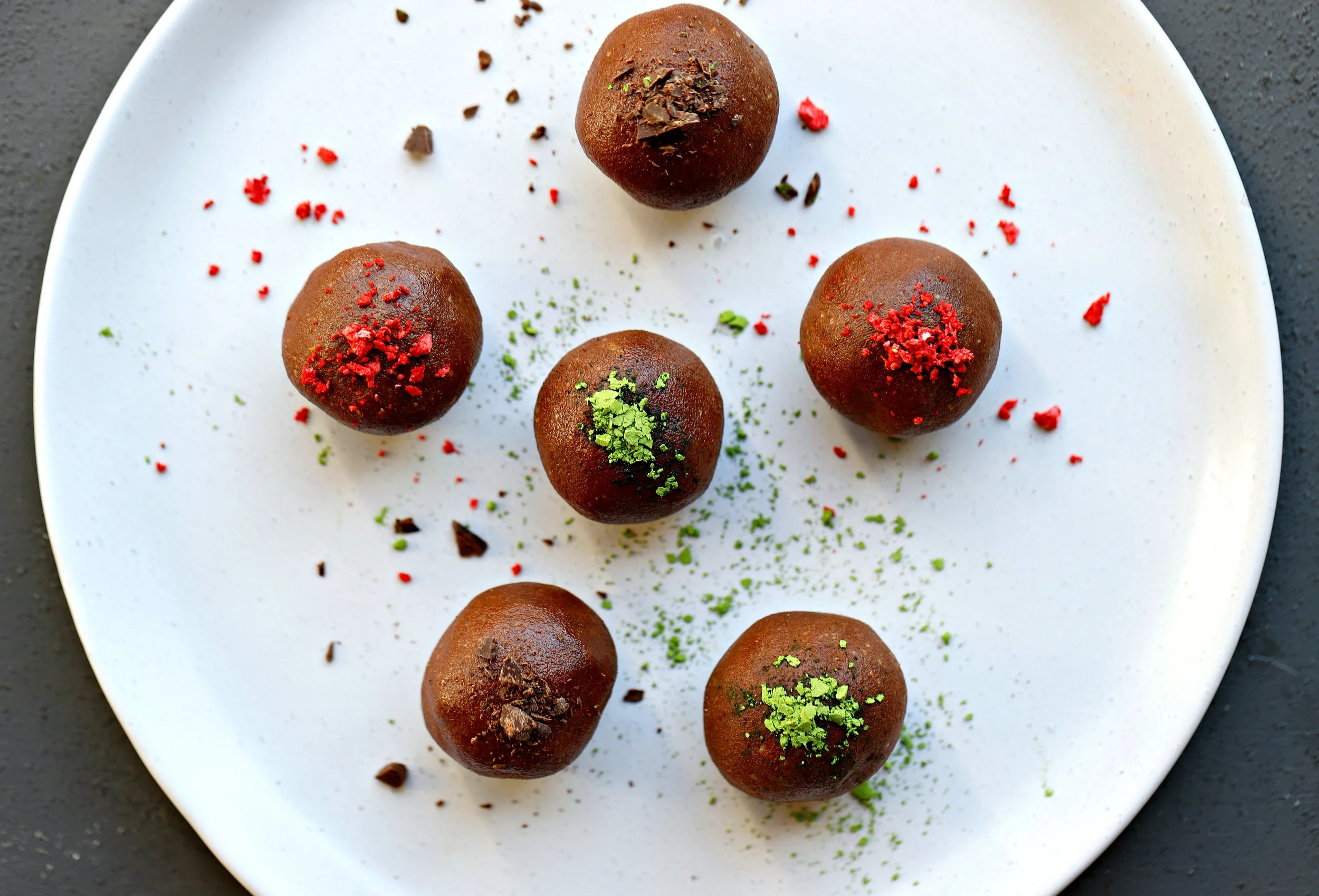 Choc Peppermint Bliss Balls.jpg