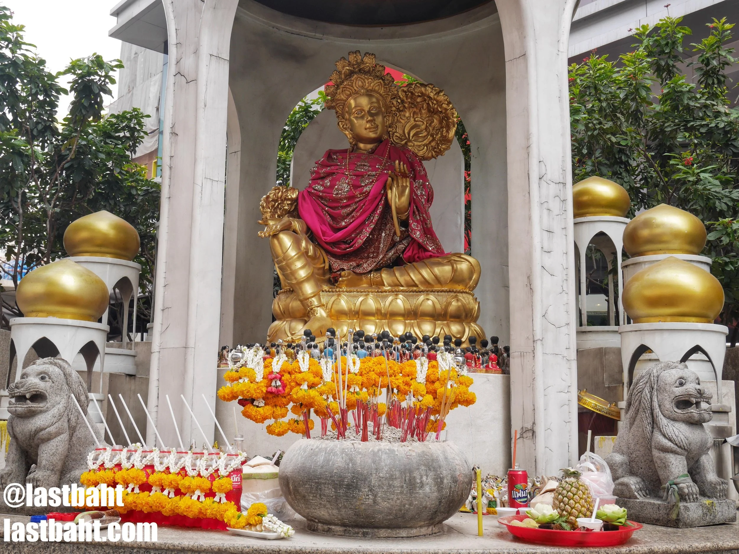  Umathevi, the Goddess of Compassion 