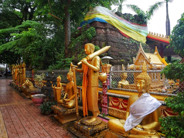  original Khmer stupa 