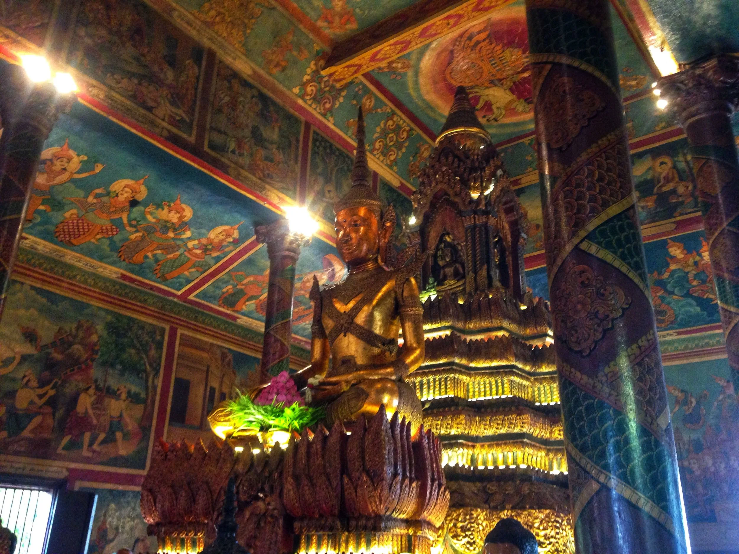  The interior of Wat Phnom Temple in Phnom Penh, Cambodia. 