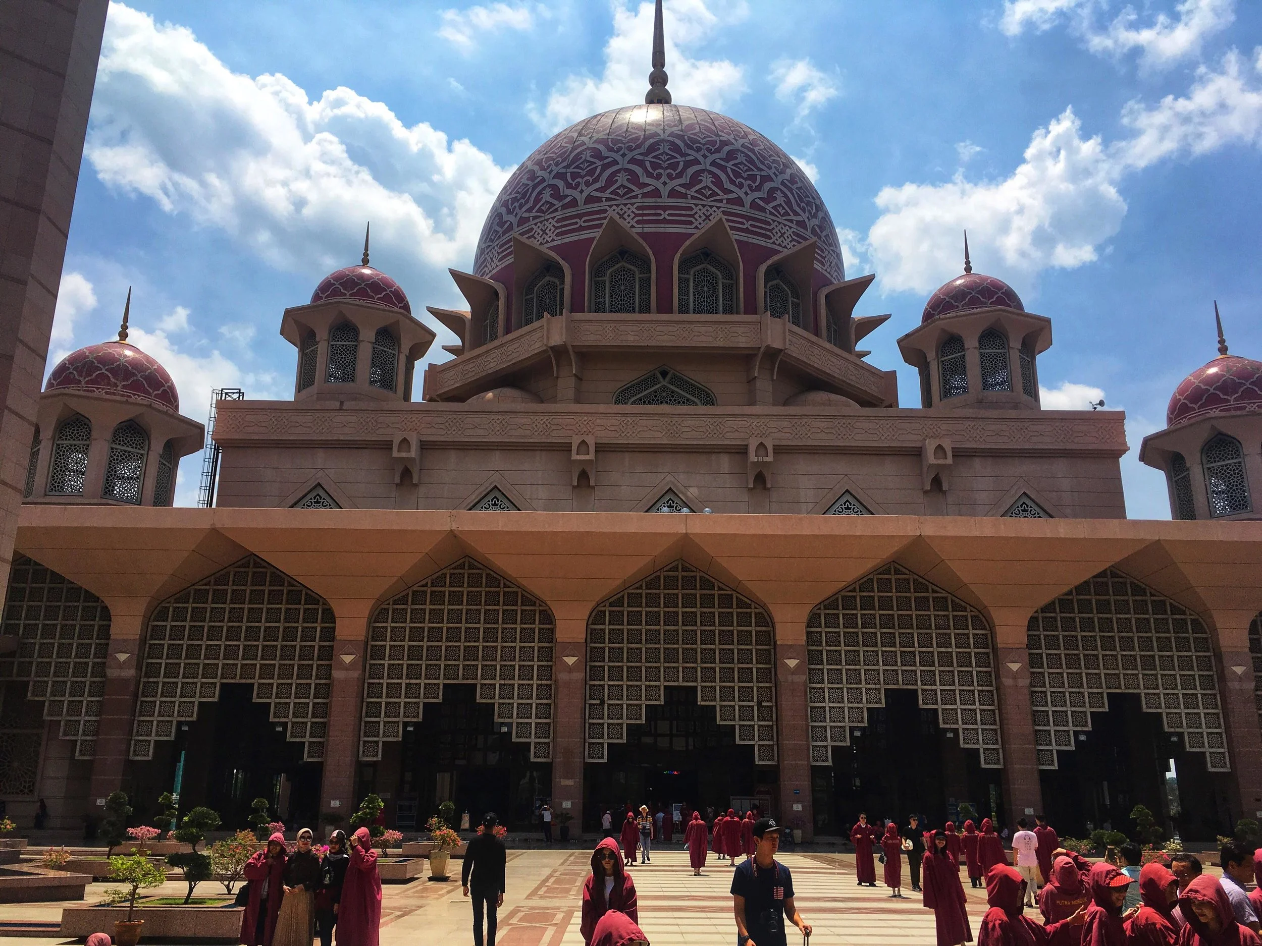  visiting the Pink Mosque 