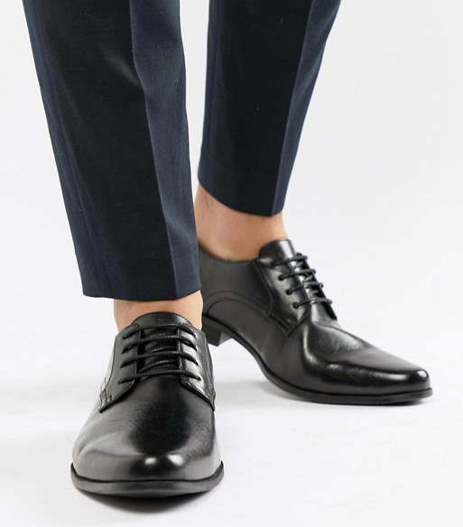 black shoes for navy suit